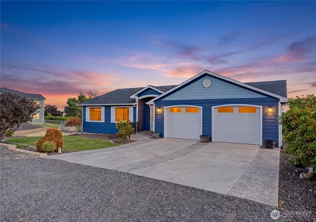 Photo 2 of Single family home for sale at 436 Strand Rd, Ephrata, WA 98823 | MLS# NWM2576719 | Listing updated on 2026-09-25