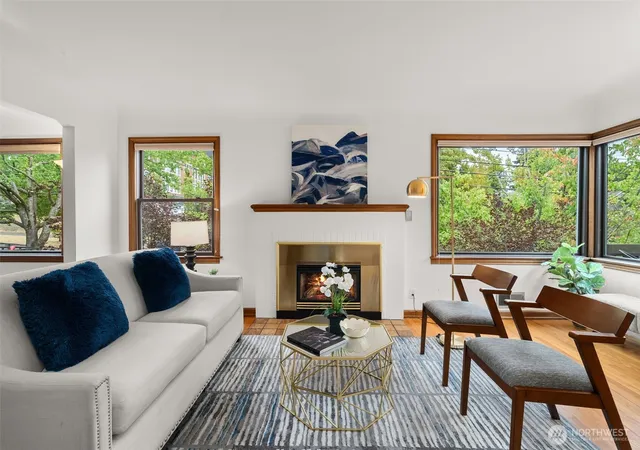 Photo 2 of Sale Pending at 731 19th Avenue, Seattle, WA 98122 | MLS# NWM2576723 | Listing updated on 2026-09-28