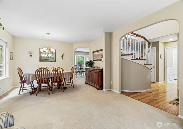 Photo 3 of Single family home for sale at 105 Inglewood Park, Longview, WA 98632 | MLS# NWM2576730 | Listing updated on 2026-10-01