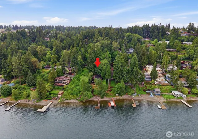 Photo 1 of Single family home for sale at 500 W Lake Sammamish Pkwy Ne, Bellevue, WA 98008 | MLS# NWM2576733 | Listing updated on 2026-10-01