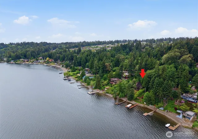 Photo 3 of Single family home for sale at 500 W Lake Sammamish Pkwy NE, Bellevue, WA 98008 | MLS# NWM2576733 | Listing updated on 2026-10-01