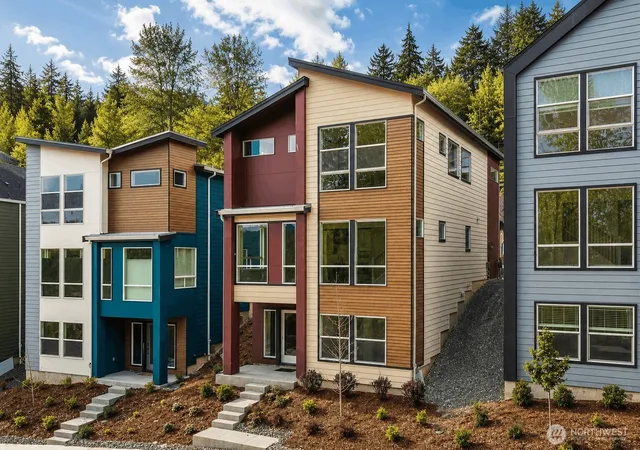 Photo 2 of Single family home for sale at 4261 Aberdeen Way Ne, Renton, WA 98056 | MLS# NWM2576734 | Listing updated on 2026-10-01