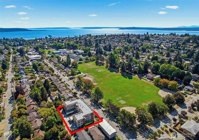 Photo 3 of Sale Pending at 2858 32nd Avenue W #202, Seattle, WA 98199 | MLS# NWM2576742 | Listing updated on 2026-10-01