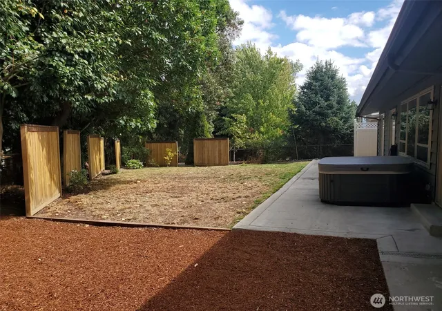 Photo 4 of Sale Pending at 5188 S 164th Street, Tukwila, WA 98188 | MLS# NWM2576758 | Listing updated on 2026-09-07