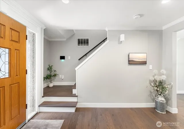 Photo 4 of Single family home for sale at 2509 Manorwood Dr, Puyallup, WA 98374 | MLS# NWM2576767 | Listing updated on 2026-09-25