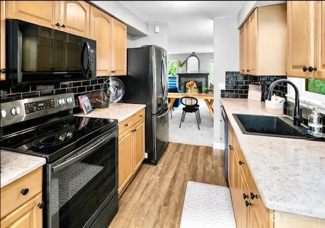 Photo 4 of Condo for sale at 332 Healy Ave S #8, North Bend, WA 98045 | MLS# NWM2576770 | Listing updated on 2026-09-25