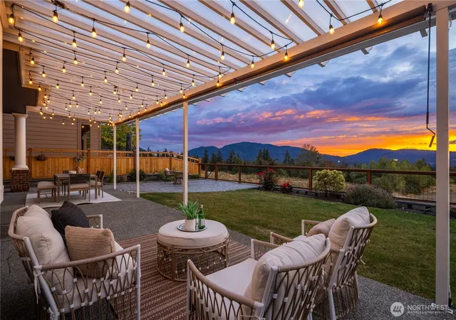 Photo 3 of Single family home for sale at 1565 24th Avenue NE, Issaquah, WA 98029 | MLS# NWM2576778 | Listing updated on 2026-09-24