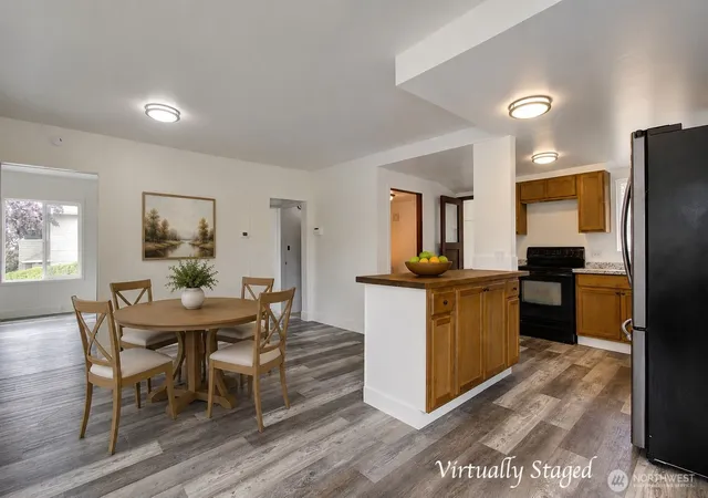 Photo 4 of Single family home for sale at 601 Cowlitz Way, Kelso, WA 98626 | MLS# NWM2576782 | Listing updated on 2026-10-01