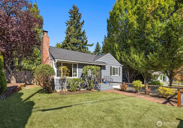 Photo 2 of Sale Pending at 3504 Ne 93rd Street, Seattle, WA 98115 | MLS# NWM2576802 | Listing updated on 2026-09-30