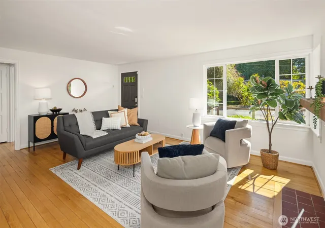Photo 3 of Sale Pending at 3504 NE 93rd Street, Seattle, WA 98115 | MLS# NWM2576802 | Listing updated on 2026-09-30