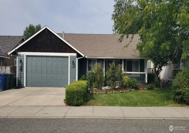 Photo 2 of Single family home for sale at 1605 N Bluegrass Ln, Ellensburg, WA 98926 | MLS# NWM2576803 | Listing updated on 2026-09-29