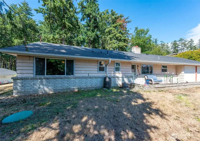 Photo 2 of Single family home for sale at 2439 Loerland Ln, Oak Harbor, WA 98277 | MLS# NWM2576820 | Listing updated on 2026-09-25