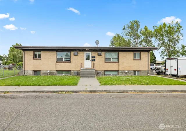 Photo 1 of Multi family home for sale at 1304 W Hopkins St, Pasco, WA 99301 | MLS# NWM2576823 | Listing updated on 2026-09-25