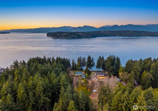 Photo 4 of Sale Pending at 6873 NW Brothers View Ln, Silverdale, WA 98383 | MLS# NWM2576827 | Listing updated on 2026-09-25