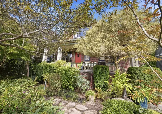 Photo 2 of Single family home for sale at 6545 Fauntleroy Way Sw, Seattle, WA 98136 | MLS# NWM2576830 | Listing updated on 2026-10-01