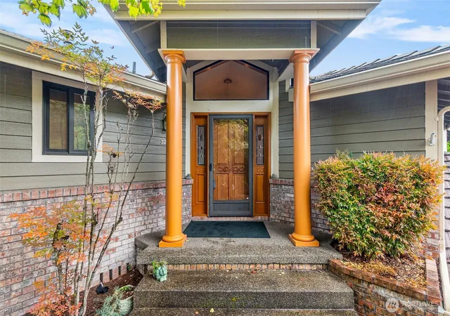 Photo 2 of Single family home for sale at 3203 Woodland Dr Sw, Tumwater, WA 98512 | MLS# NWM2576852 | Listing updated on 2026-09-25