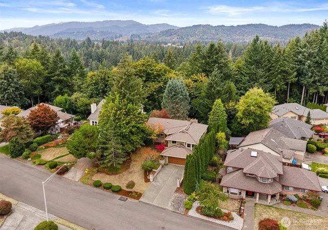 Photo 3 of Single family home for sale at 3203 Woodland Dr Sw, Tumwater, WA 98512 | MLS# NWM2576852 | Listing updated on 2026-09-25