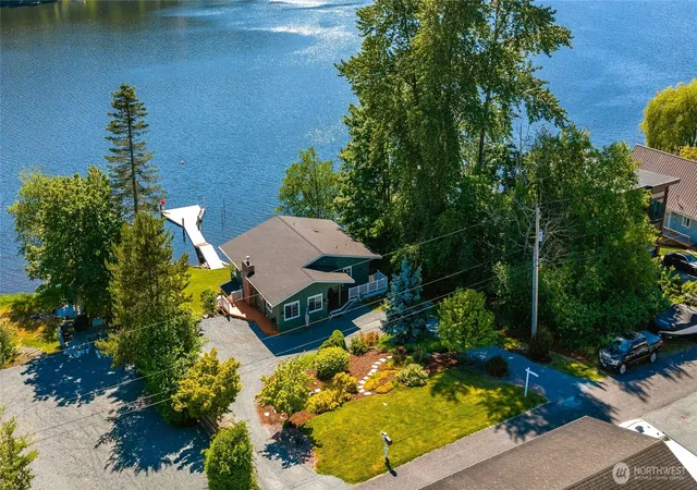 Photo 1 of Sale Pending at 18452 S W View Rd, Mount Vernon, WA 98274 | MLS# NWM2576862 | Listing updated on 2026-09-30
