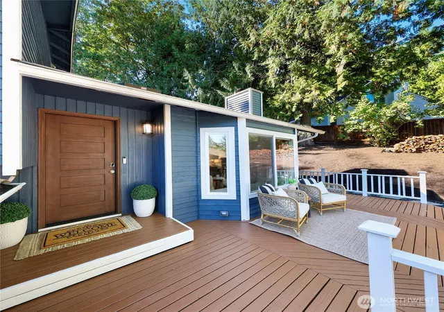 Photo 3 of Single family home for sale at 22721 NE 12th Place, Sammamish, WA 98074 | MLS# NWM2576872 | Listing updated on 2026-09-26
