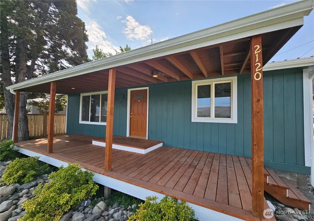 Photo 3 of Sale Pending at 2120 Deerpath Dr, Oroville, WA 98844 | MLS# NWM2576882 | Listing updated on 2026-09-29