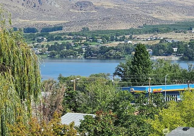 Photo 4 of Sale Pending at 2120 Deerpath Dr, Oroville, WA 98844 | MLS# NWM2576882 | Listing updated on 2026-09-29