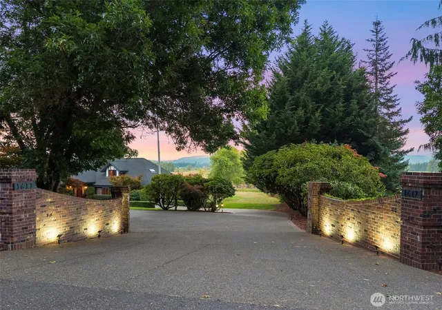 Photo 2 of Single family home for sale at 1617 S Scheuber Rd, Centralia, WA 98531 | MLS# NWM2576894 | Listing updated on 2026-09-30