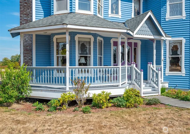 Photo 4 of Single family home for sale at 1230 Windward Way, Coupeville, WA 98239 | MLS# NWM2576932 | Listing updated on 2026-10-02