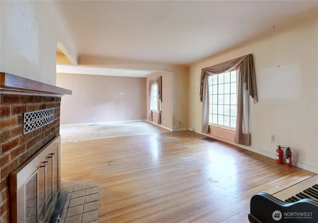 Photo 2 of Single family home for sale at 1227 Alvarado Ter, Walla Walla, WA 99362 | MLS# NWM2576937 | Listing updated on 2026-09-21