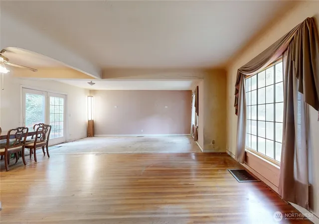 Photo 3 of Single family home for sale at 1227 Alvarado Ter, Walla Walla, WA 99362 | MLS# NWM2576937 | Listing updated on 2026-09-21