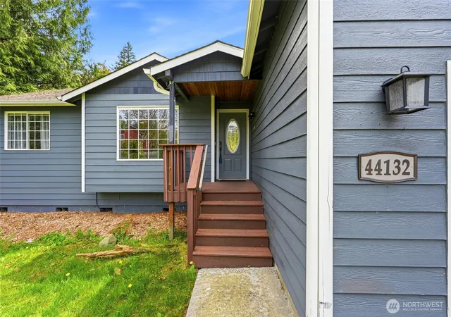 Photo 3 of Sale Pending at 44132 Fir Rd, Gold Bar, WA 98251 | MLS# NWM2576943 | Listing updated on 2026-09-28