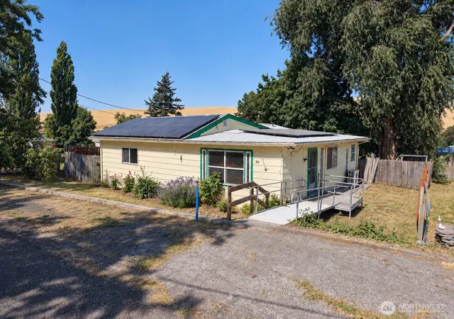Photo 1 of Single family home for sale at 35 2nd Street, Dixie, WA 99329 | MLS# NWM2576953 | Listing updated on 2026-09-30