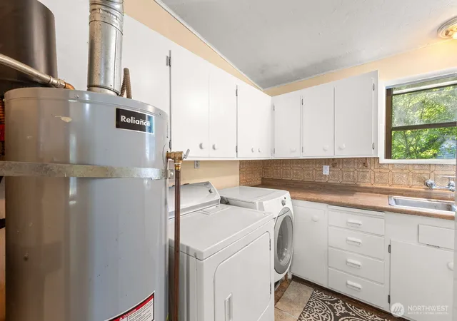 Photo 3 of Single family home for sale at 10311 SW 228th Street, Vashon, WA 98070 | MLS# NWM2576961 | Listing updated on 2026-10-03
