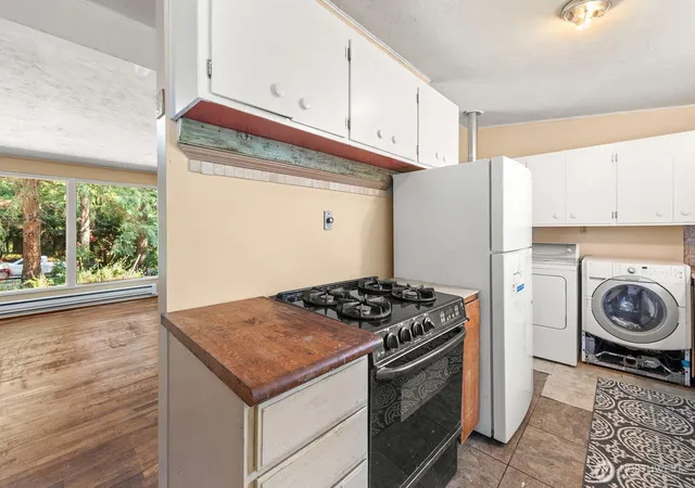 Photo 4 of Single family home for sale at 10311 SW 228th Street, Vashon, WA 98070 | MLS# NWM2576961 | Listing updated on 2026-10-03