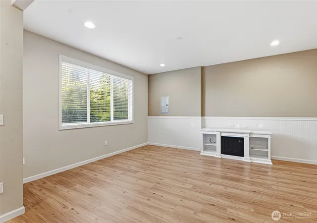 Photo 3 of Townhouse for sale at 16431 77th Avenue Ct E, Puyallup, WA 98375 | MLS# NWM2576967 | Listing updated on 2026-09-24