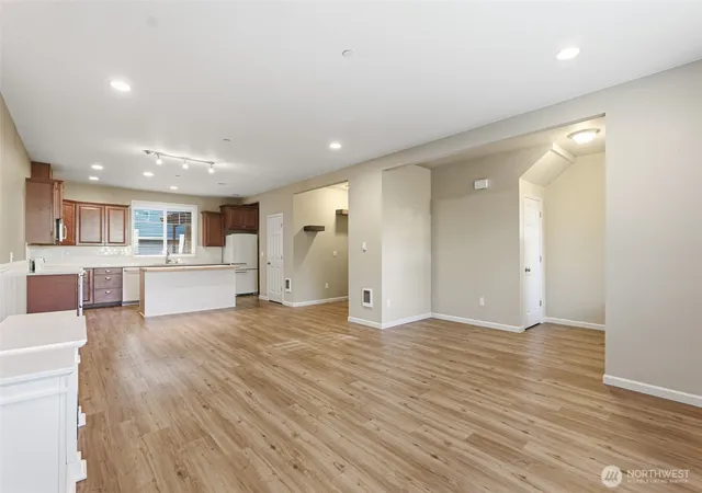 Photo 2 of Townhouse for sale at 16431 77th Avenue Ct E, Puyallup, WA 98375 | MLS# NWM2576967 | Listing updated on 2026-09-24