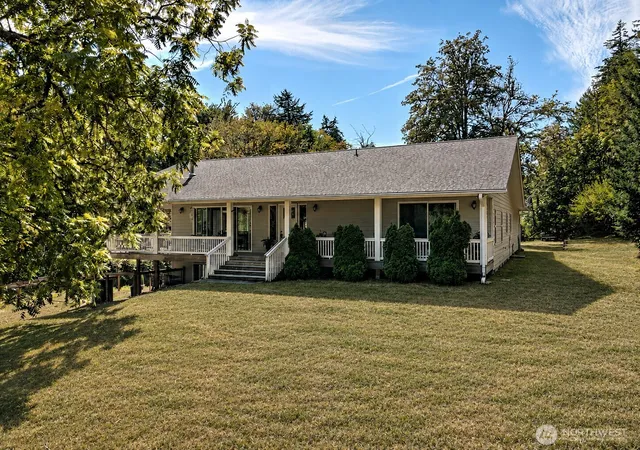 Photo 1 of Single family home for sale at 1010 Se Binns Swiger Loop Rd, Shelton, WA 98584 | MLS# NWM2576977 | Listing updated on 2026-10-02