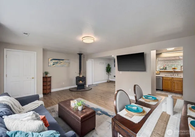 Photo 3 of Single family home for sale at 41405 SE 125th Street, North Bend, WA 98045 | MLS# NWM2576993 | Listing updated on 2026-09-25