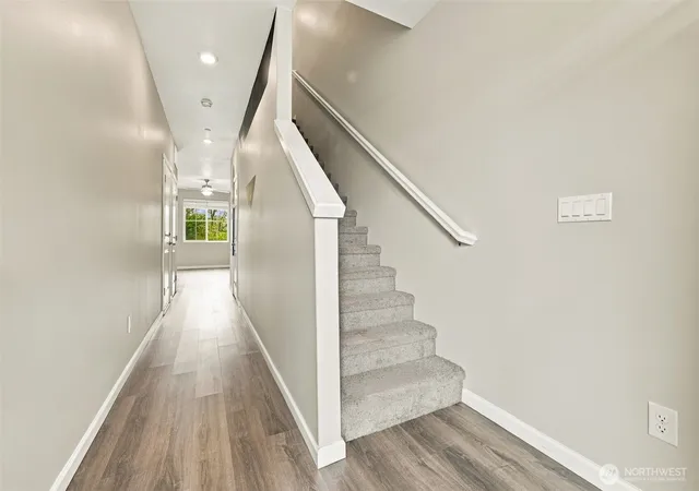 Photo 4 of Townhouse for sale at 8717 E Gilman Ave, Arlington, WA 98223 | MLS# NWM2577033 | Listing updated on 2026-09-17