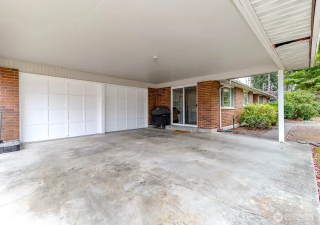 Photo 4 of Single family home for sale at 17407 36th Avenue E, Tacoma, WA 98446 | MLS# NWM2577034 | Listing updated on 2026-09-25