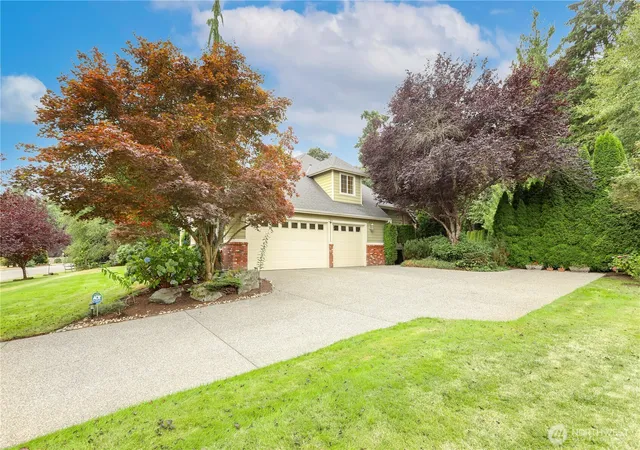 Photo 2 of Single family home for sale at 11712 4th Avenue Ne, Tulalip, WA 98271 | MLS# NWM2577046 | Listing updated on 2026-09-22