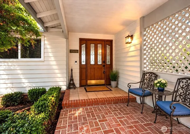 Photo 3 of Single family home for sale at 8205 S 123rd Place, Seattle, WA 98178 | MLS# NWM2577083 | Listing updated on 2026-10-20