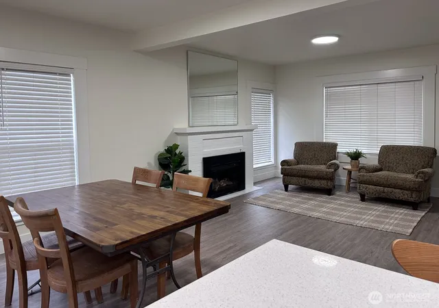 Photo 4 of Single family home for sale at 2326 Mcdougall Ave, Everett, WA 98201 | MLS# NWM2577108 | Listing updated on 2026-09-25