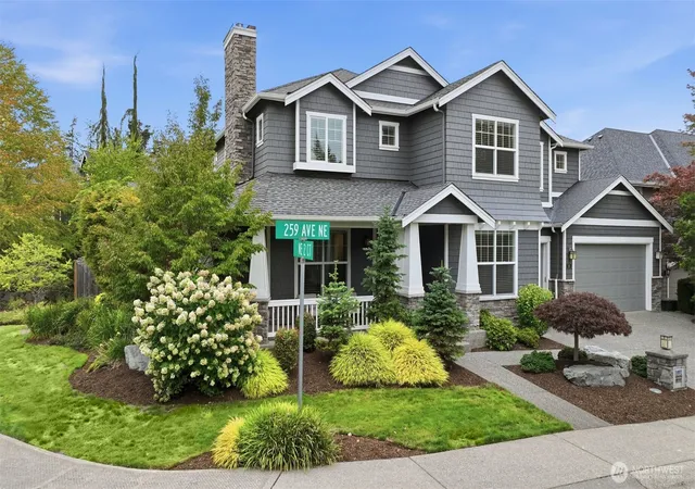 Photo 3 of Single family home for sale at 205 259th Avenue Ne, Sammamish, WA 98074 | MLS# NWM2577139 | Listing updated on 2026-09-19
