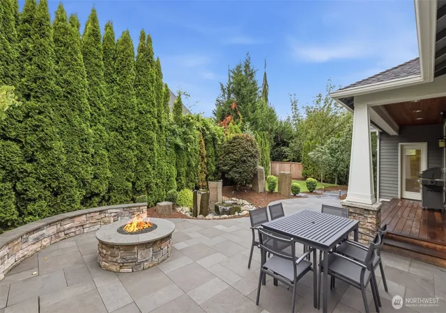 Photo 3 of Single family home for sale at 205 259th Avenue NE, Sammamish, WA 98074 | MLS# NWM2577139 | Listing updated on 2026-09-19