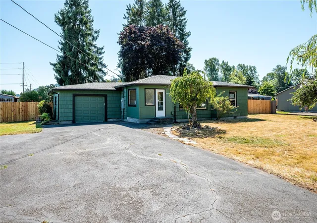 Photo 1 of Single family home for sale at 5556 Mt Solo Rd, Longview, WA 98632 | MLS# NWM2577159 | Listing updated on 2026-09-25