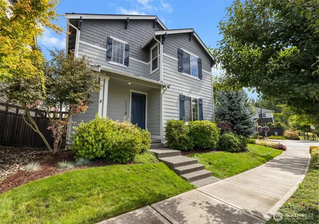 Photo 3 of Single family home for sale at 32898 Pine Ave Se, Black Diamond, WA 98010 | MLS# NWM2577168 | Listing updated on 2026-10-01