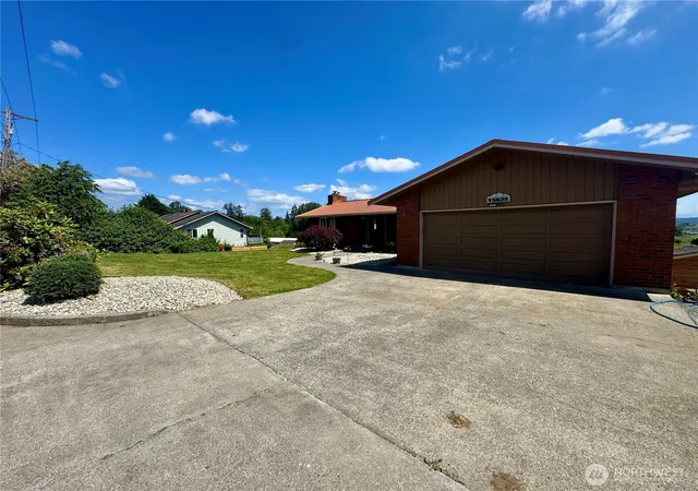 Photo 2 of Single family home for sale at 15625 11th Avenue Ne, Arlington, WA 98223 | MLS# NWM2577183 | Listing updated on 2026-10-03