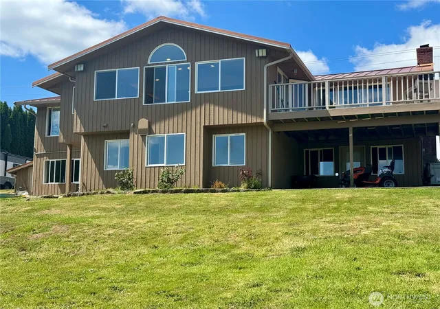 Photo 4 of Single family home for sale at 15625 11th Avenue NE, Arlington, WA 98223 | MLS# NWM2577183 | Listing updated on 2026-10-03