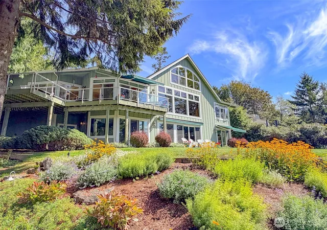 Photo 1 of Single family home for sale at 81 W Ludlow Point Rd, Port Ludlow, WA 98365 | MLS# NWM2577197 | Listing updated on 2026-09-25