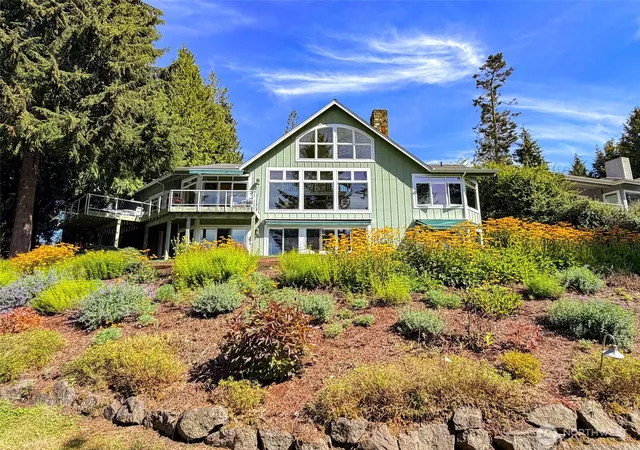 Photo 4 of Single family home for sale at 81 W Ludlow Point Rd, Port Ludlow, WA 98365 | MLS# NWM2577197 | Listing updated on 2026-09-25